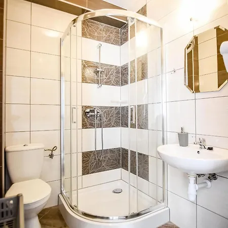 Kukucowka Bed & Breakfast 3*