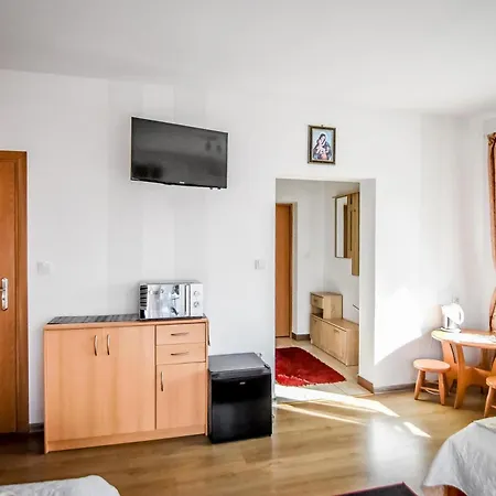 فندق مبيت وإفطار Kukucowka 3*