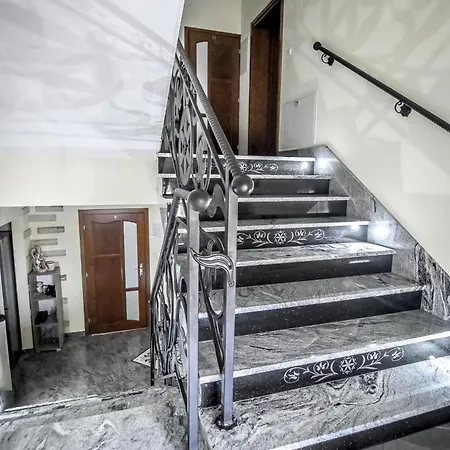 فندق مبيت وإفطار Kukucowka زاكوباني